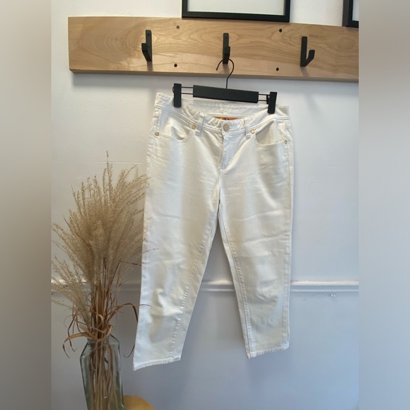Tory Burch white mid rise cropped jeans - Picture 7 of 7